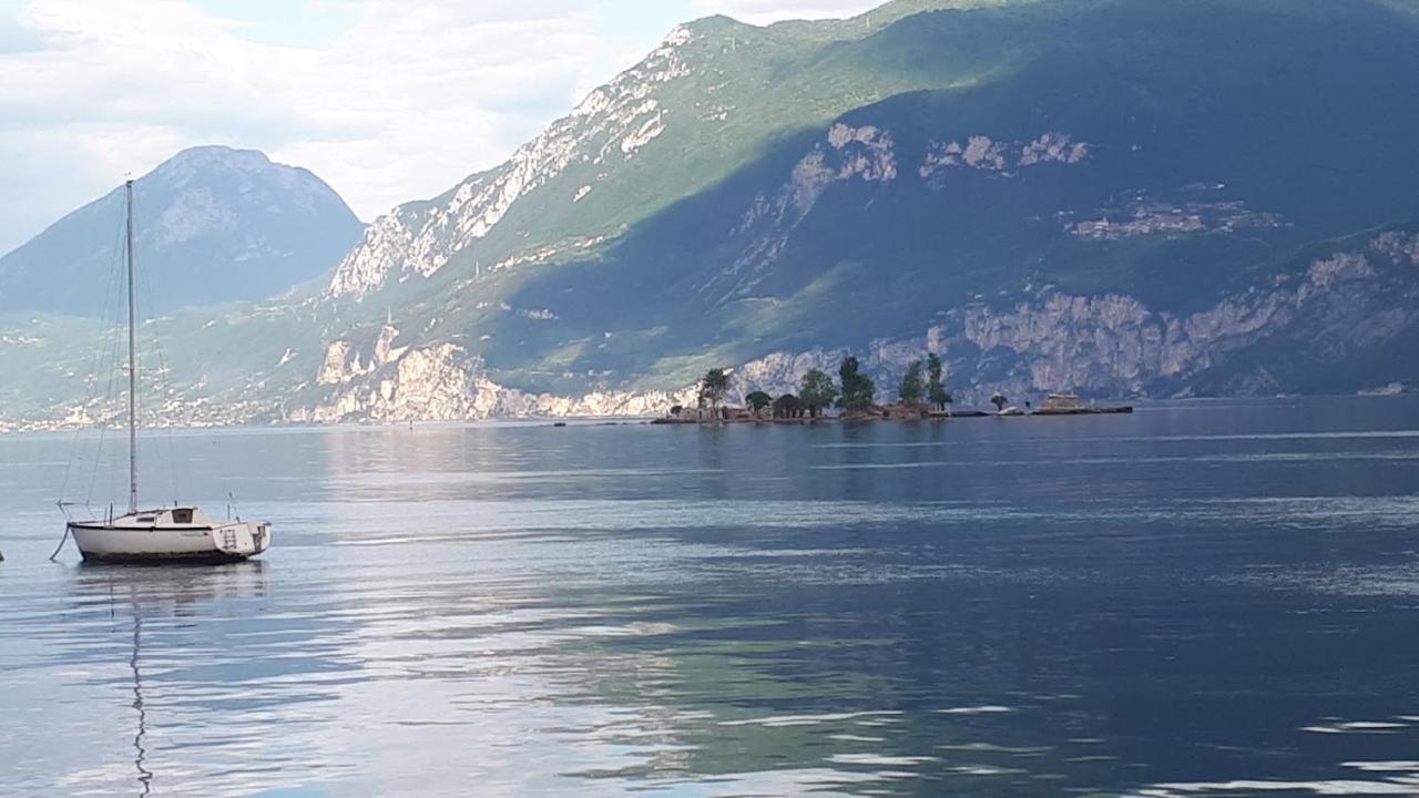 Casa Nina, Lago,montagne, Uliveti *