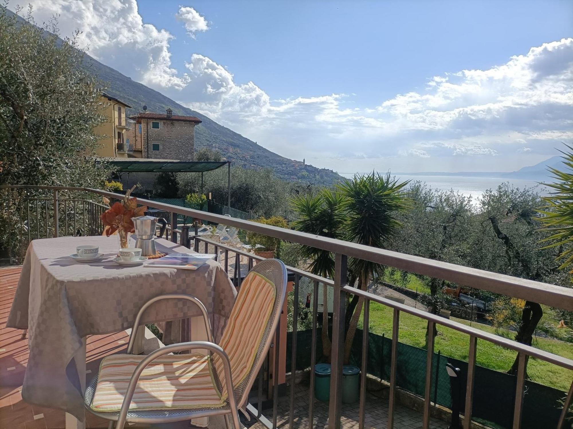 Casa Nina, Lago,montagne, Uliveti Holiday home *